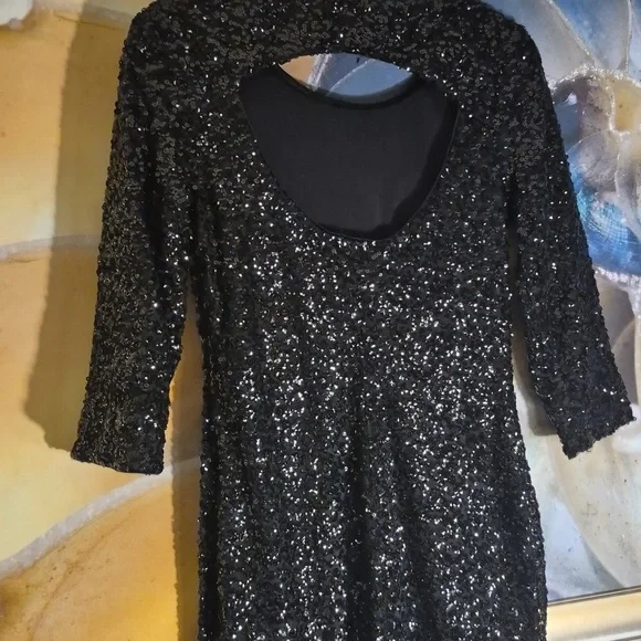 Express Sparkling Black Sequin Long Sleeve Dress - Picture 6 of 7